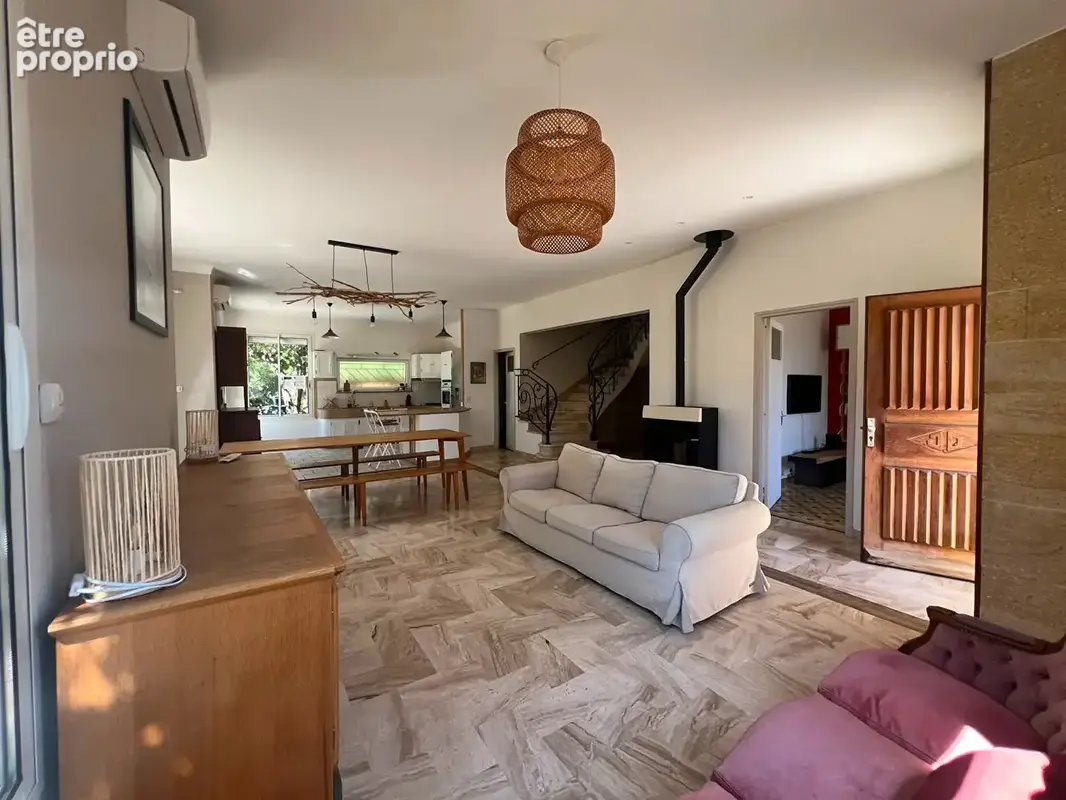 Maison familiale de caractère à Montfrin - photo 3