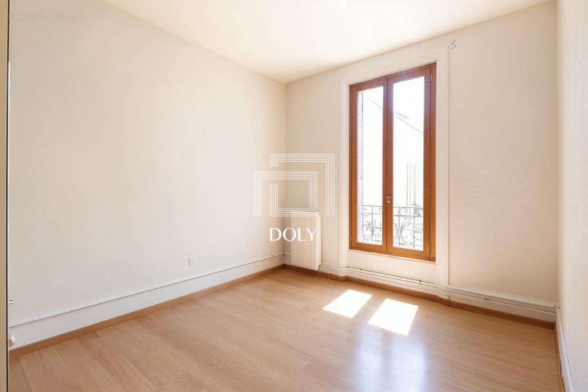 Appartement à PUTEAUX