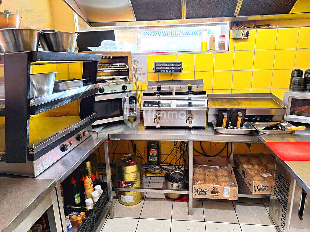 Commerce à RIEUX-MINERVOIS