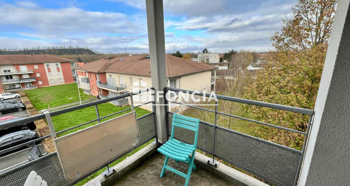 Appartement à AVION