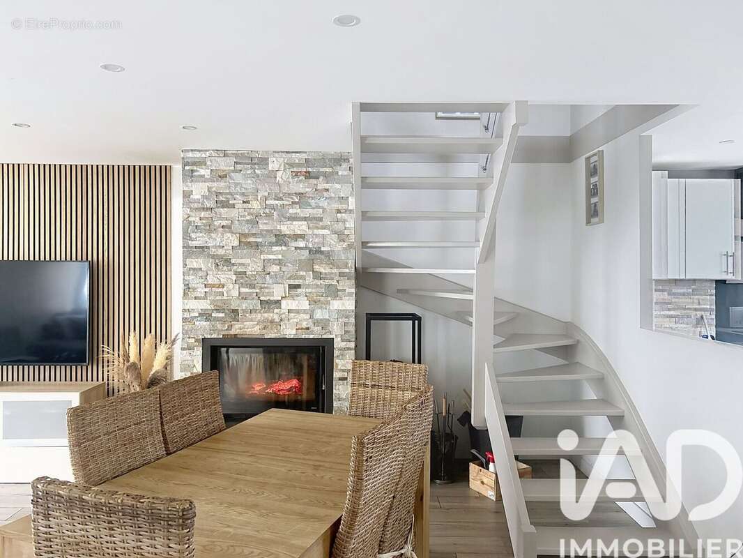 Photo 2 - Maison à TIGERY