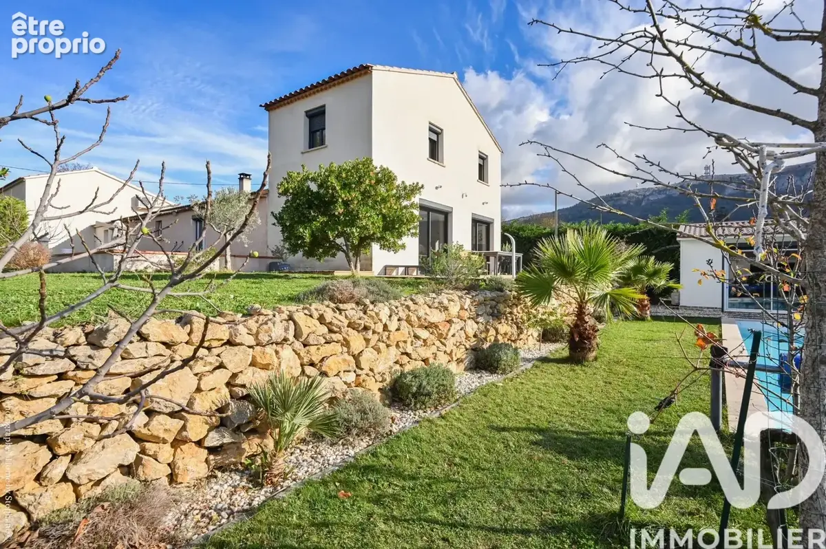 Photo 1 - Maison à PLAN-D'AUPS-SAINTE-BAUME