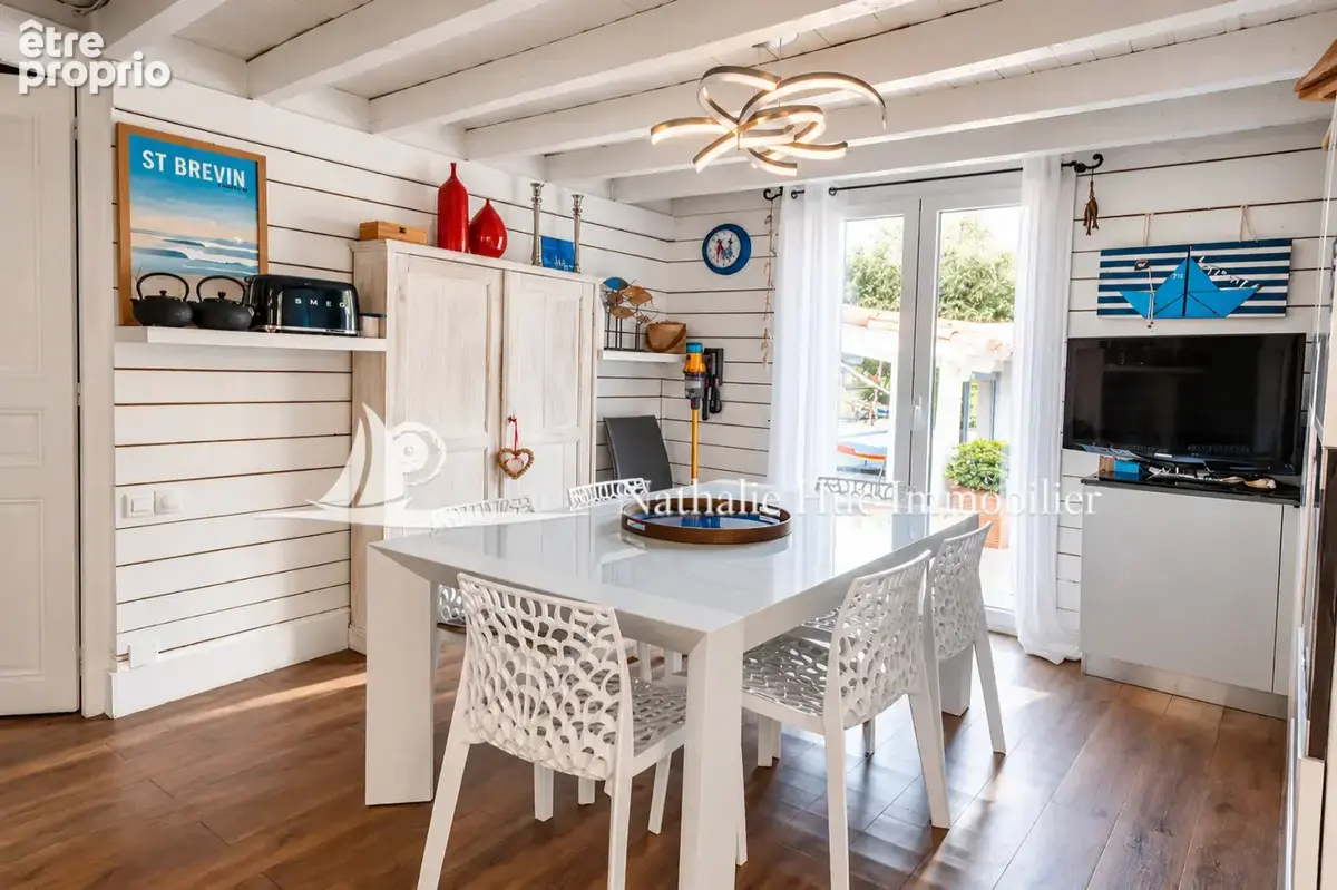 Maison 9 pièces 230 m² à vendre à Saint-Nazaire (66140) - photo 8