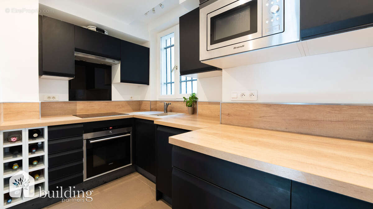Appartement à PARIS-17E
