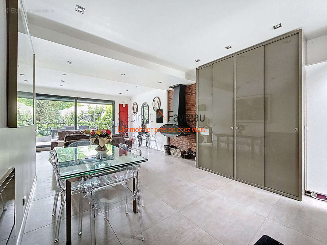 Maison à VITRY-SUR-SEINE