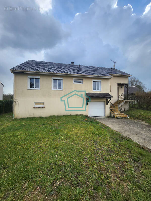 Maison à ORGERUS