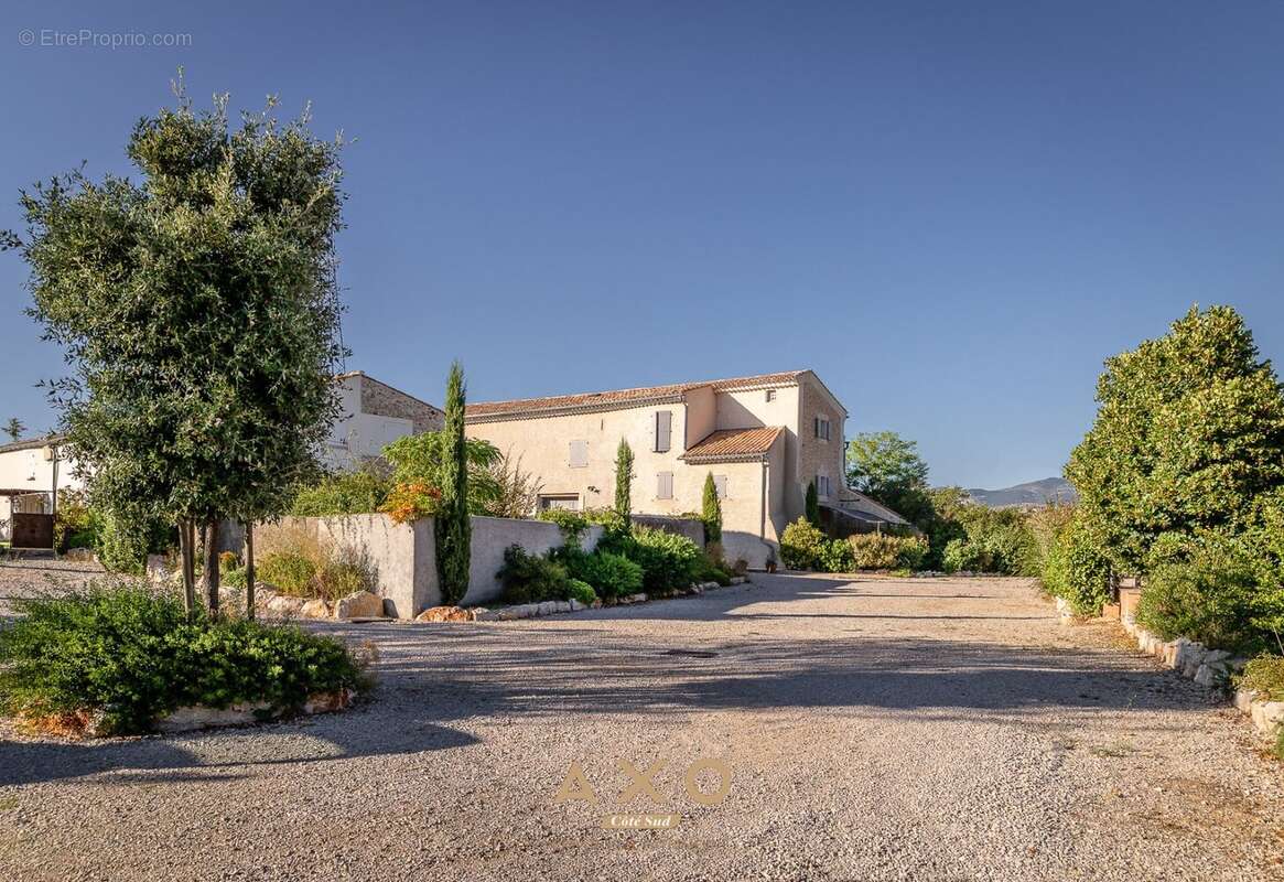 Maison à MOUSTIERS-SAINTE-MARIE