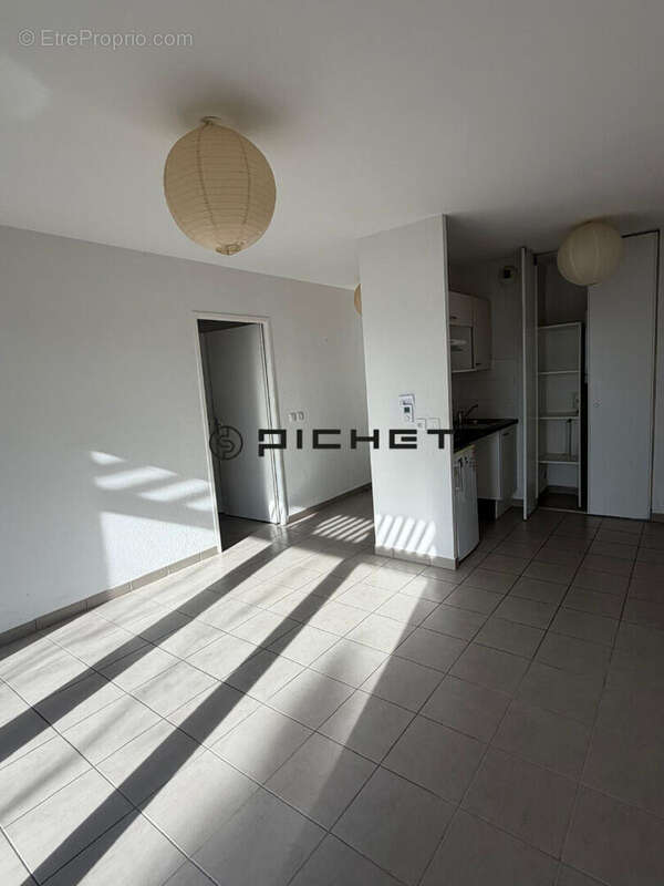 Appartement à SAINT-MEDARD-EN-JALLES