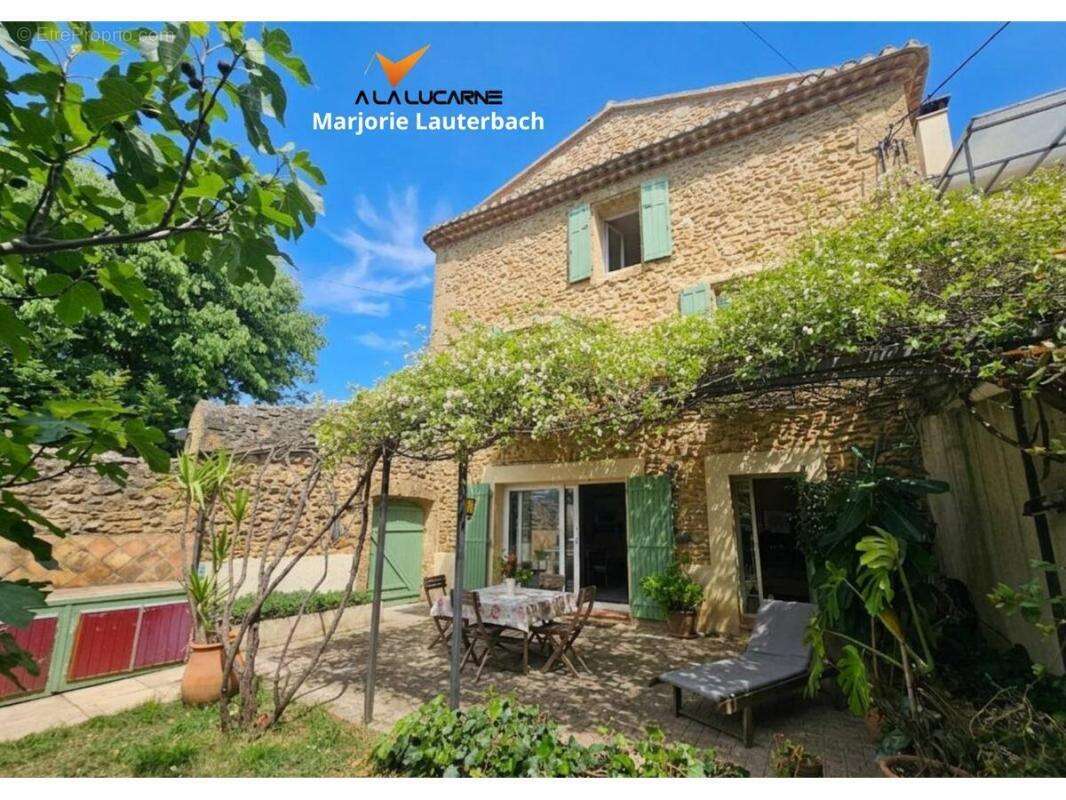 Maison à GRANS