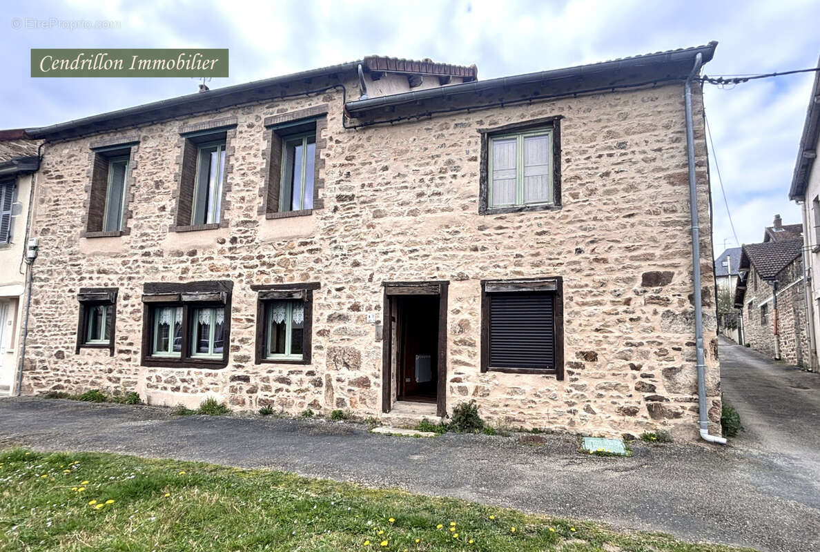 Maison à BOURGANEUF