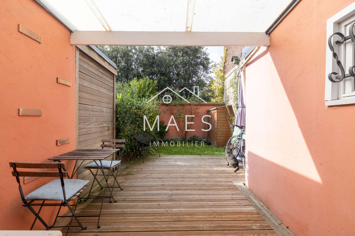 Maison à WAMBRECHIES