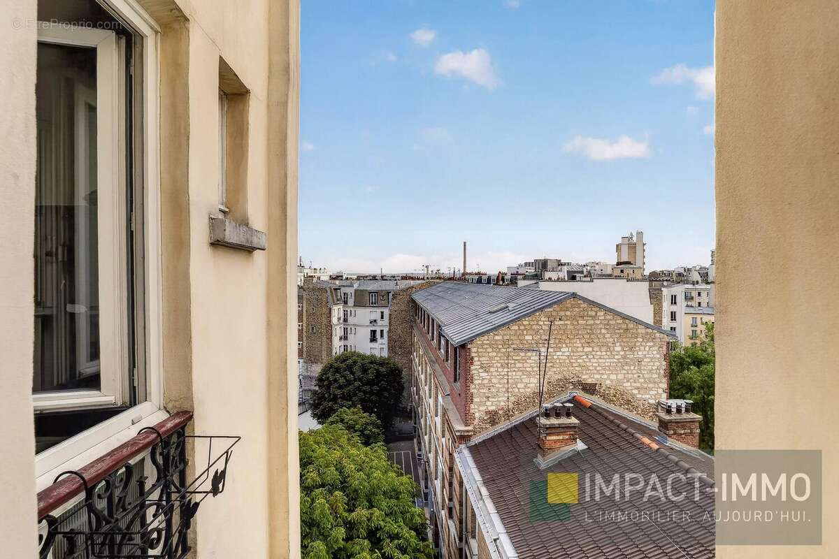 EXCLUSIVITÉ - NOUVEAUTÉ - Dernier étage — Vue dégagée sur les toits — Charme de l'ancien — Montmartre - photo 8