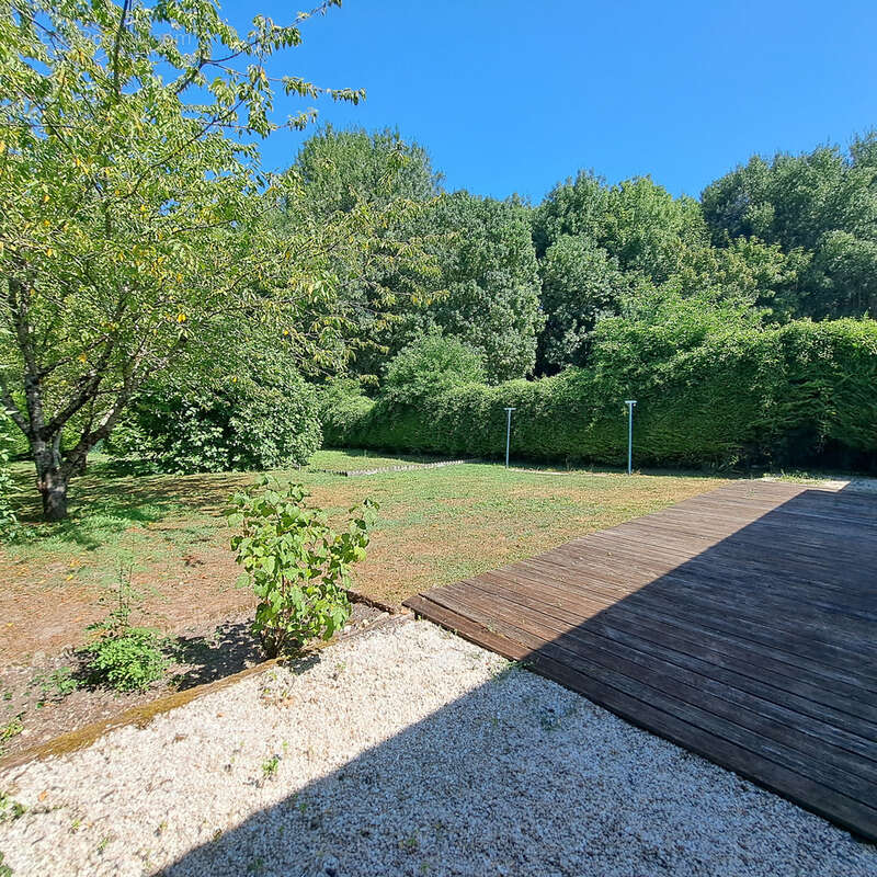 Maison 80 m² à Surgeres  - photo 9