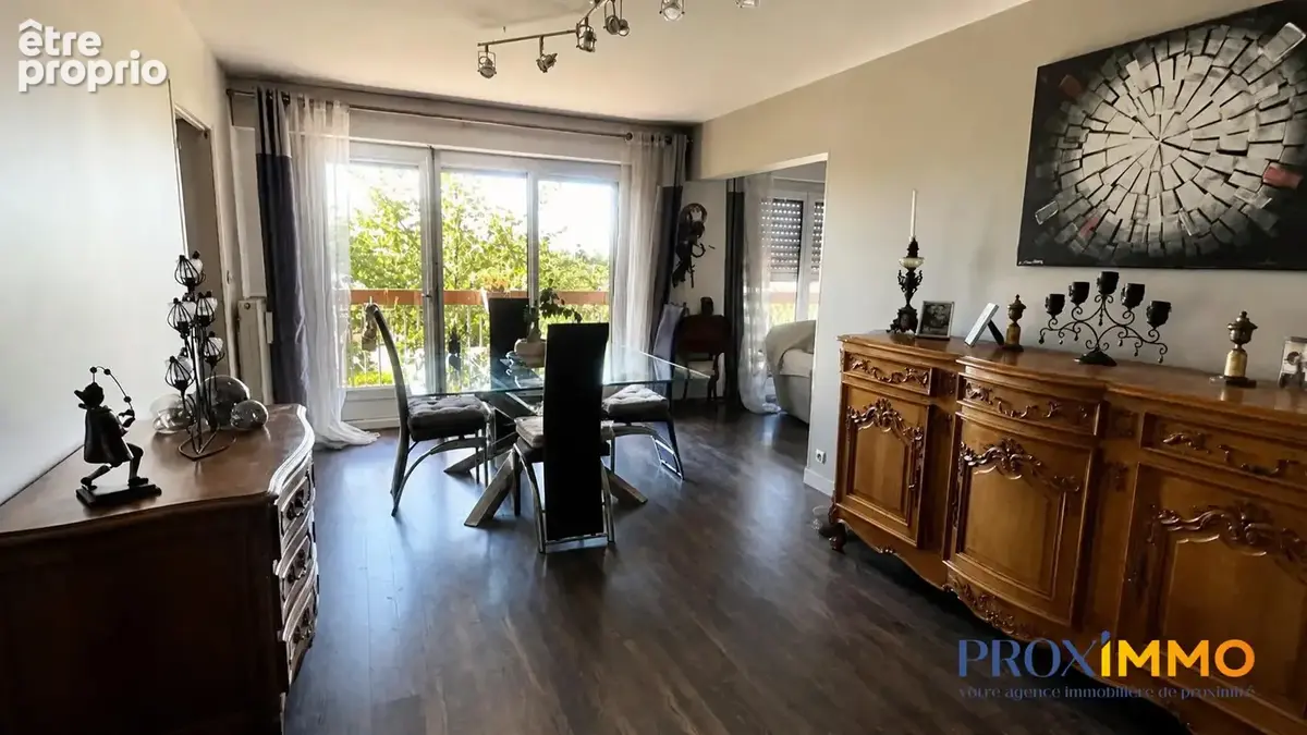 Appartement 5 pièces 82 m² à vendre à Voiron (38500) - photo 3