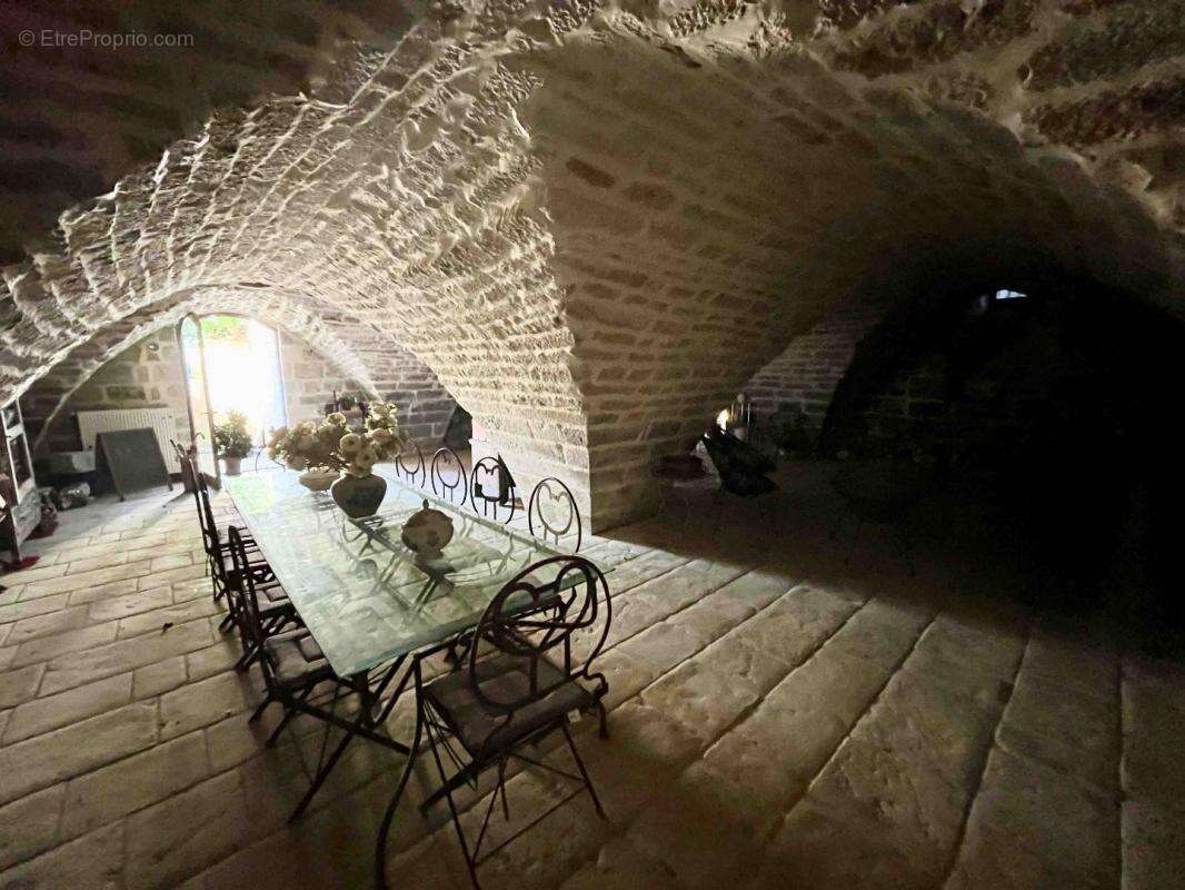 Maison à LE VIGEANT