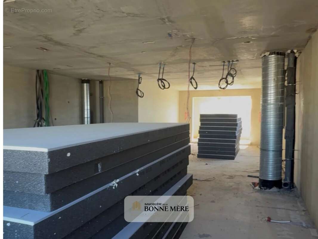 Appartement à MARSEILLE-15E