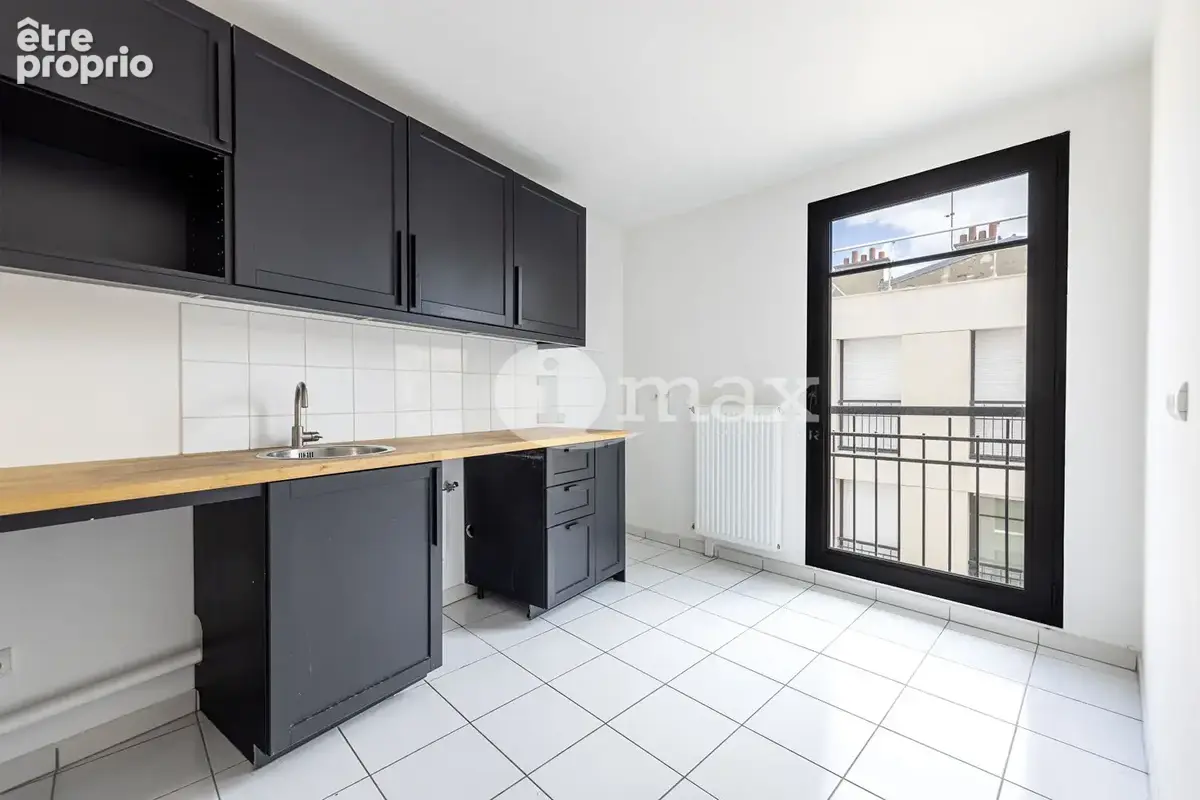 Levallois - 5 pièces  dernier étage - 999 000 euros fai - photo 5