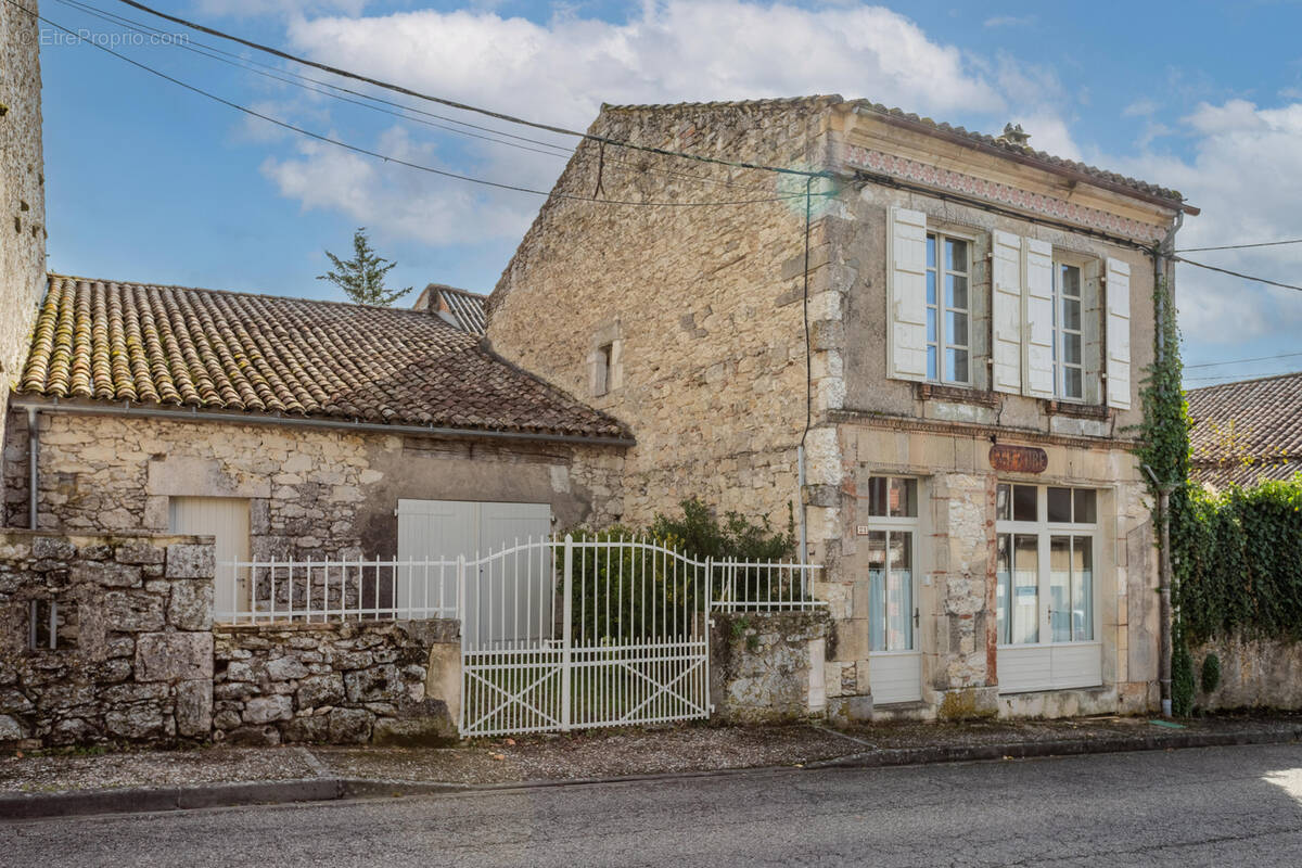 Maison à BOURG-DE-VISA