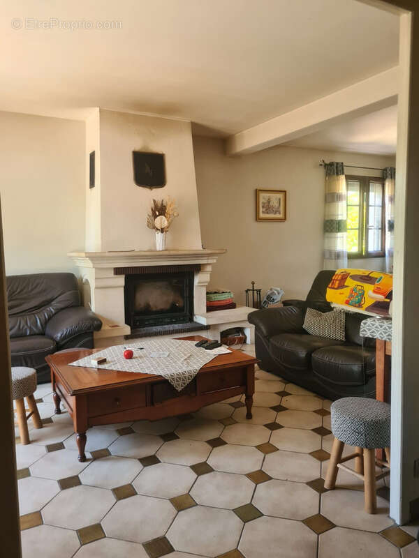 Maison à MELUN