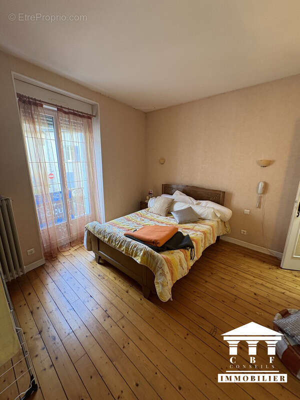 Maison à TOULON-SUR-ARROUX