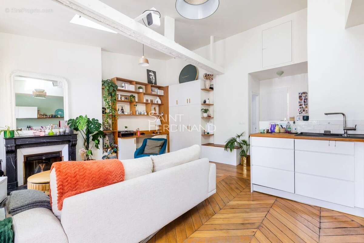 Exclusivité. Paris 17ème Magnifique 3 pièces 1 chambre. - photo 4