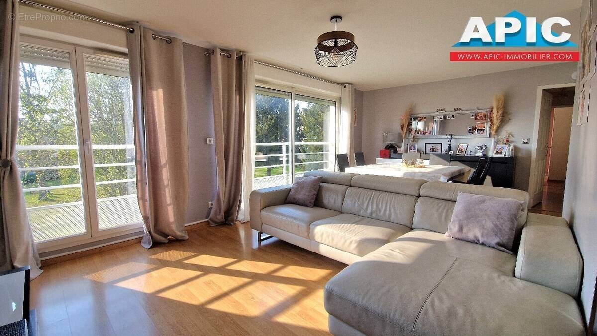 Appartement à GROSLAY