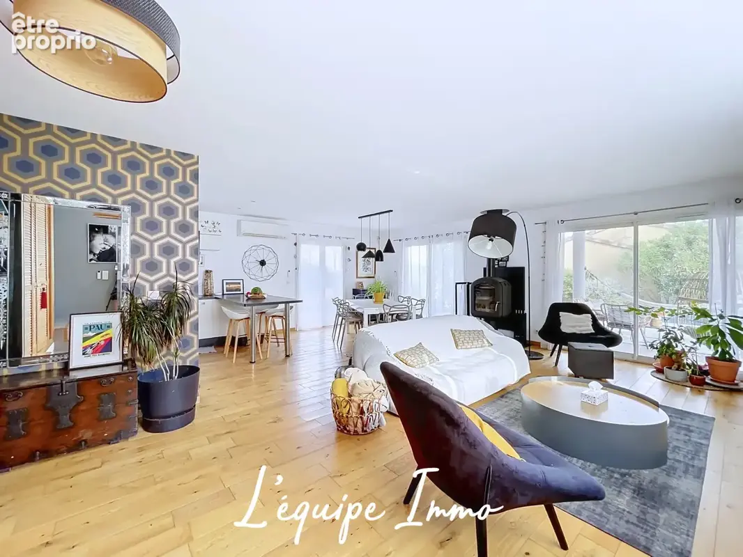 Maison T5 de 135m2 sur 536 m2 de terrain avec belles terrasses, garage et piscine - Plaisance du Touch - photo 2