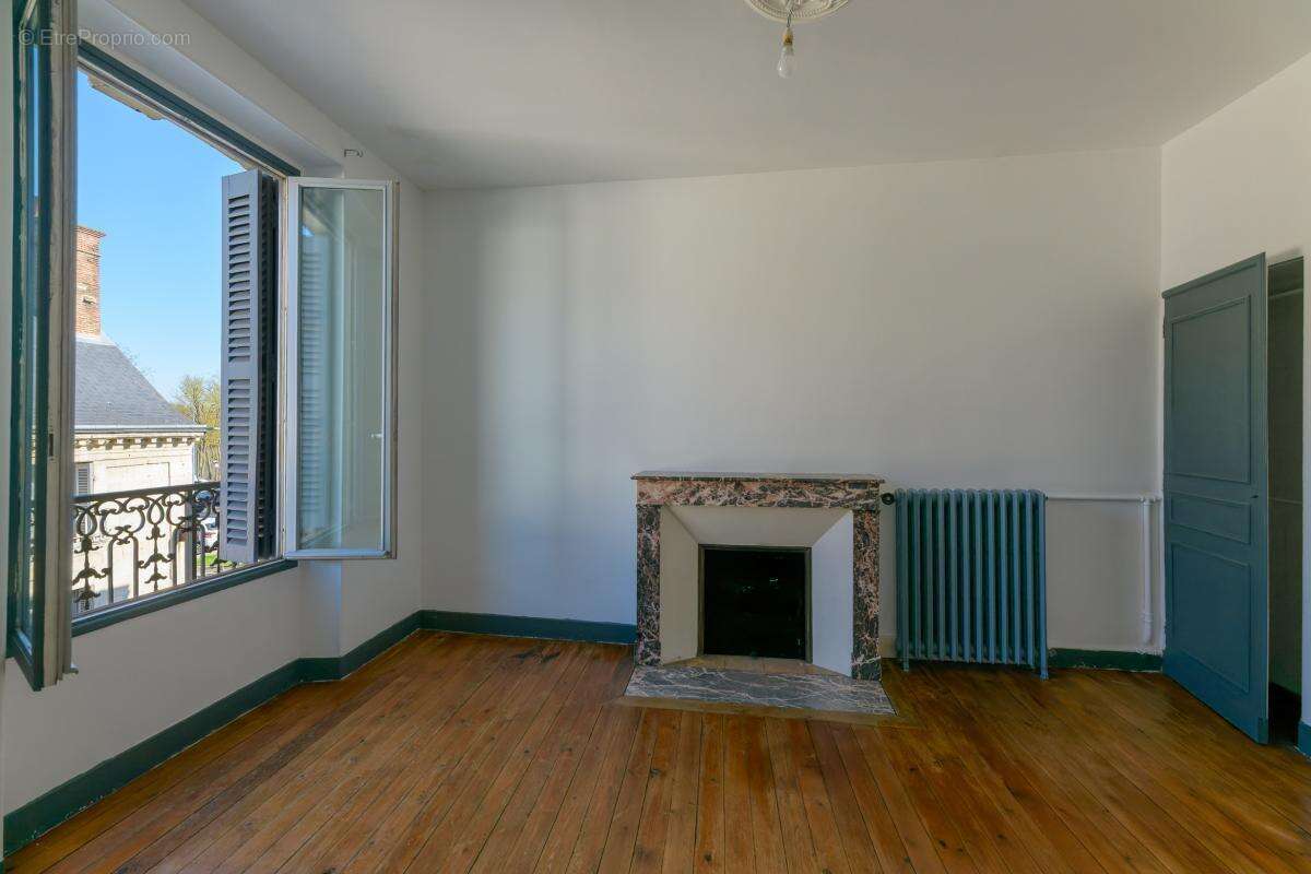 Maison à SAVONNIERES