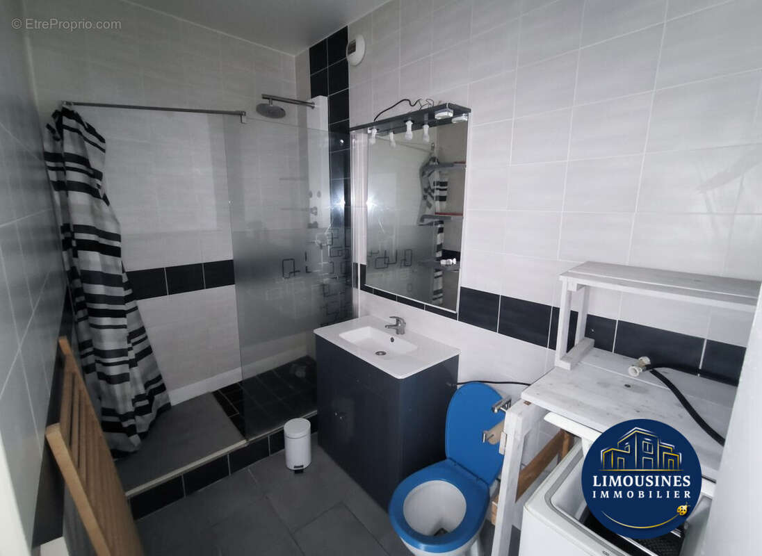 Appartement à SAINT-LEONARD-DE-NOBLAT