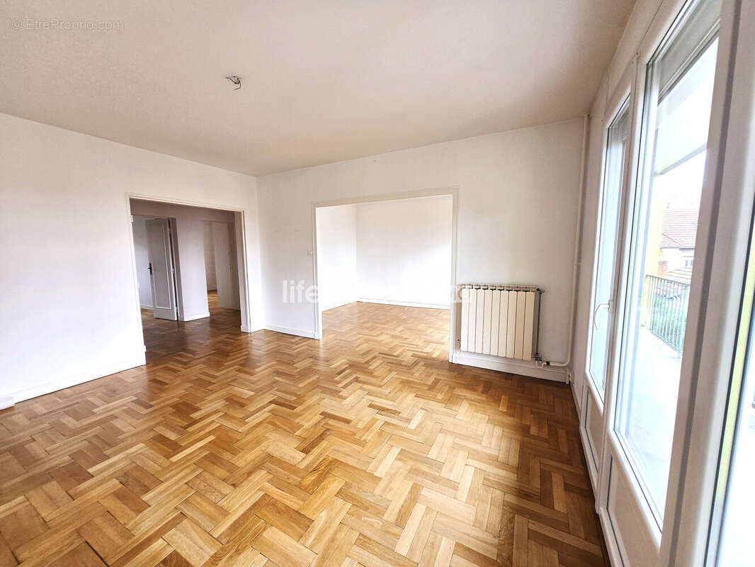 Appartement 78 m² à Limoges  - photo 3