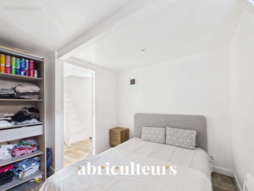 Maison avec dépendances habitables en vente à Bezons (95870) - photo 12