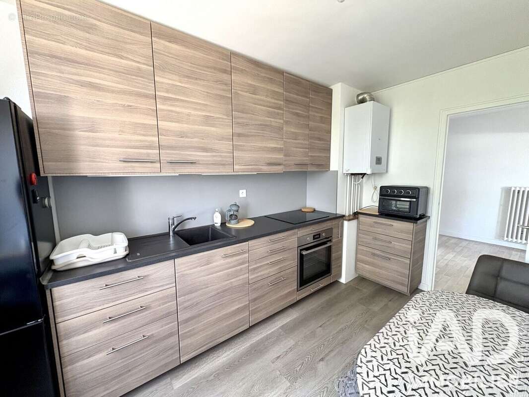 Appartement 92 m² à Saint-Nazaire  - photo 4