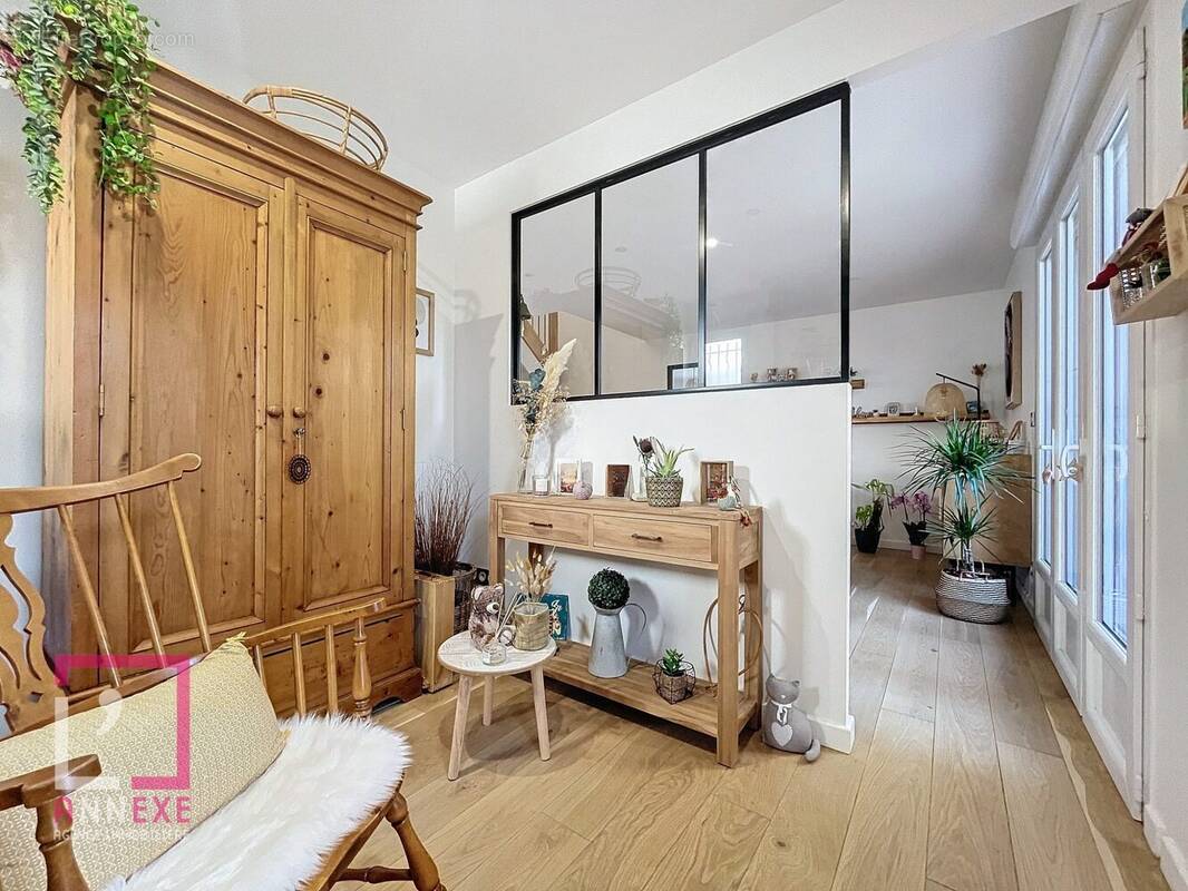 Appartement à FONTAINES-SUR-SAONE