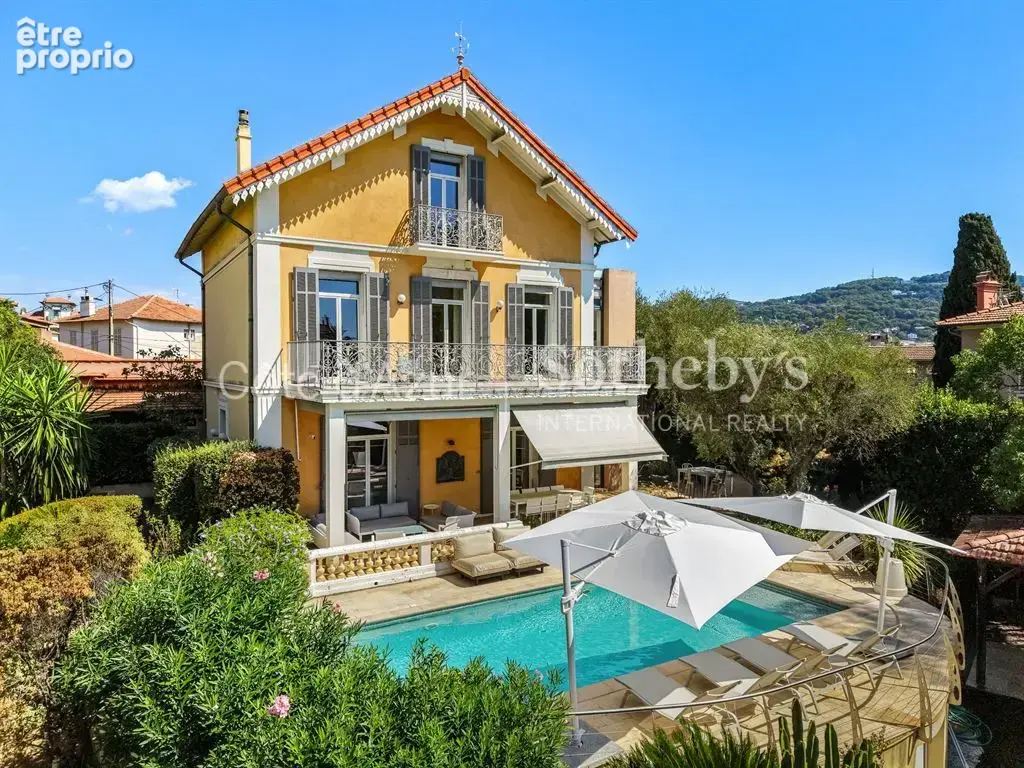 Cannes Petit Juas, villa Belle Époque de six chambres avec piscine - photo 19