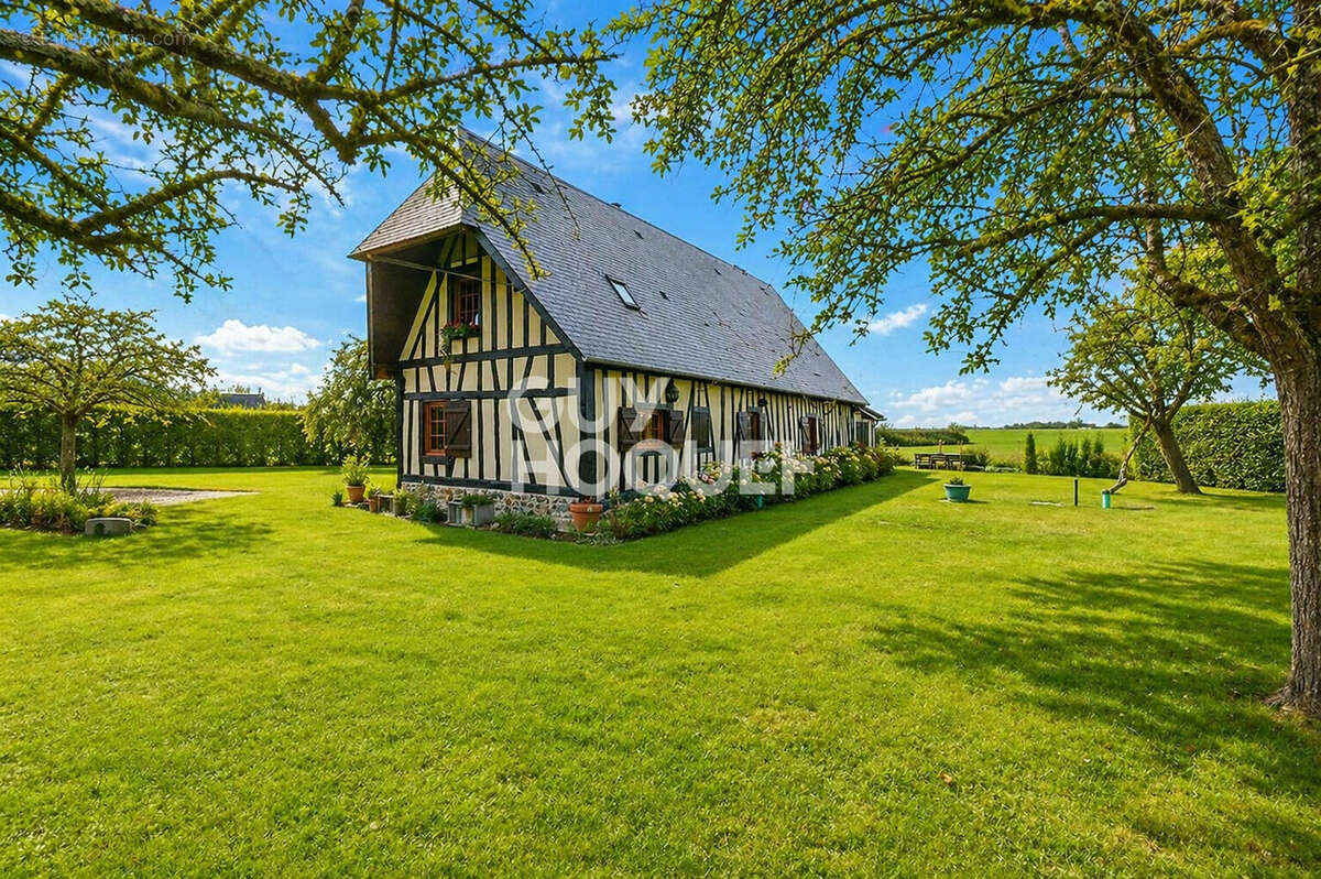 Maison à BERNAY