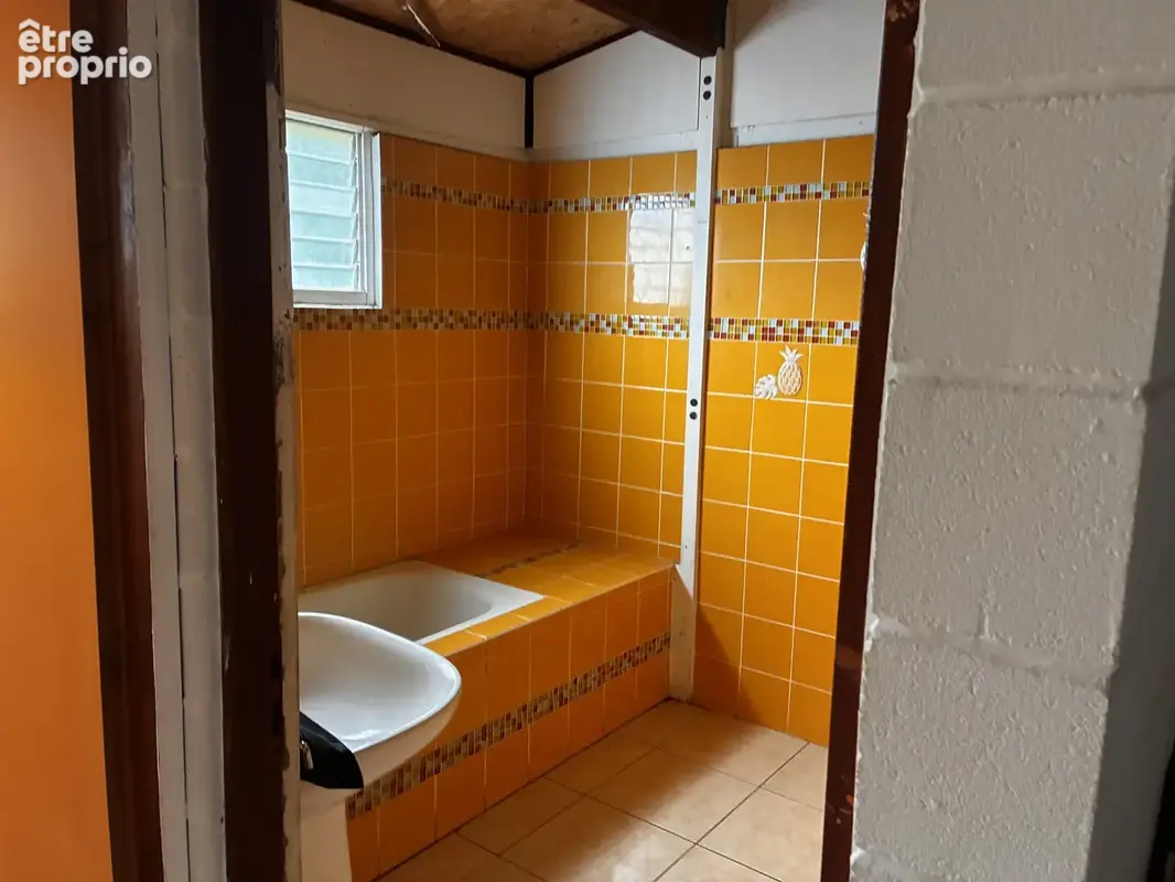Bois rouge Ste Marie villa F4 avec Travaux mais au calme - photo 5
