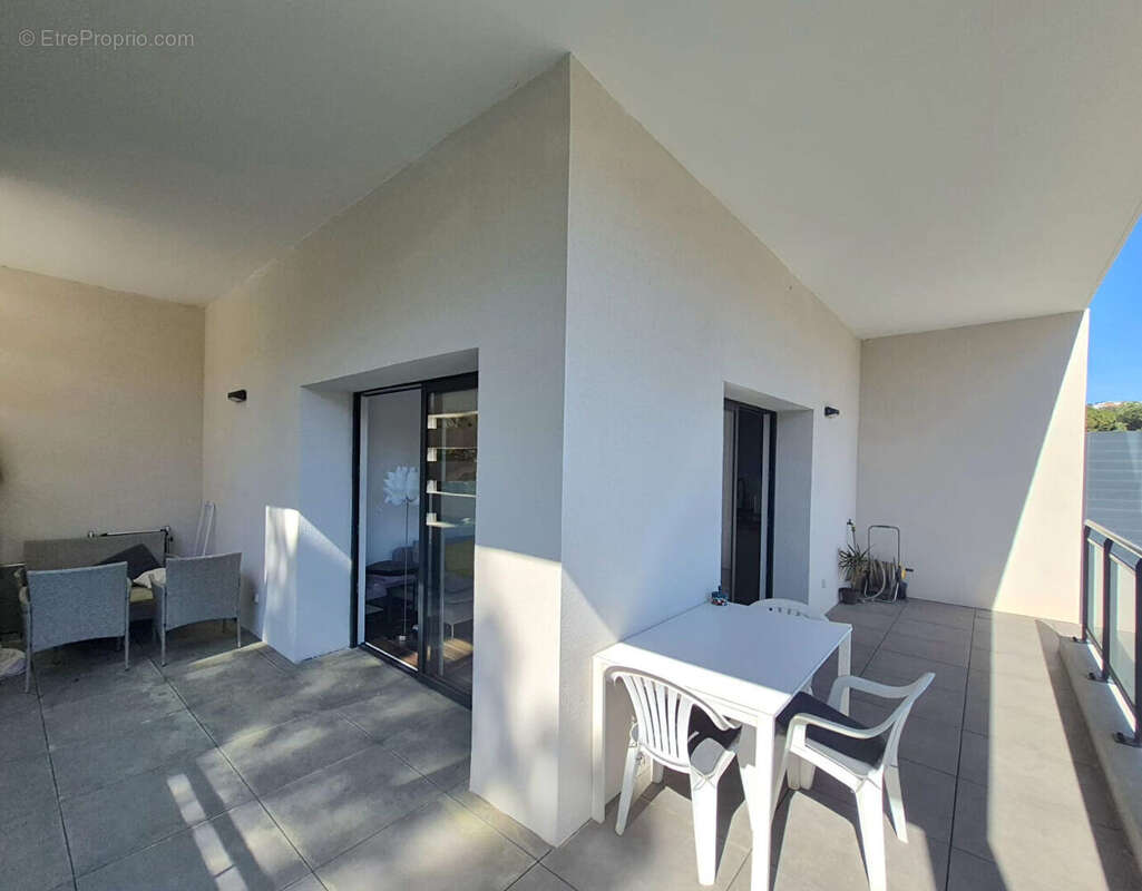 Appartement à CARRY-LE-ROUET