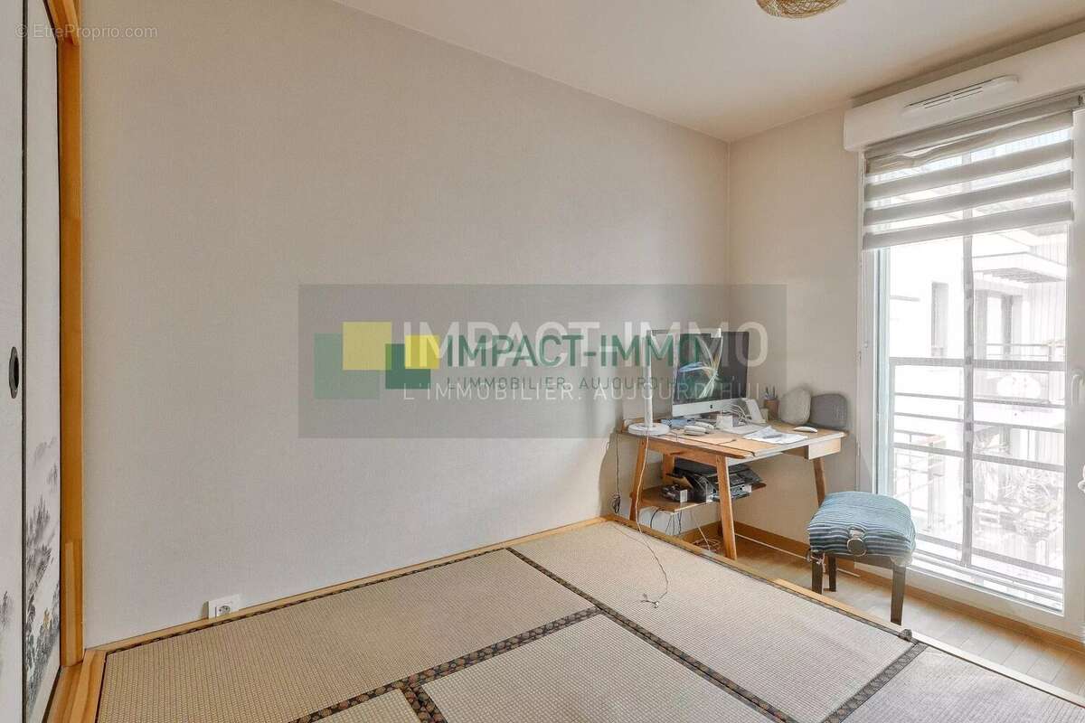 Appartement à SURESNES