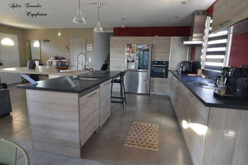 Maison à SAINT-MARTIN-DE-CRAU