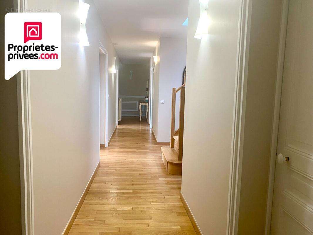 Maison à MONTMORENCY