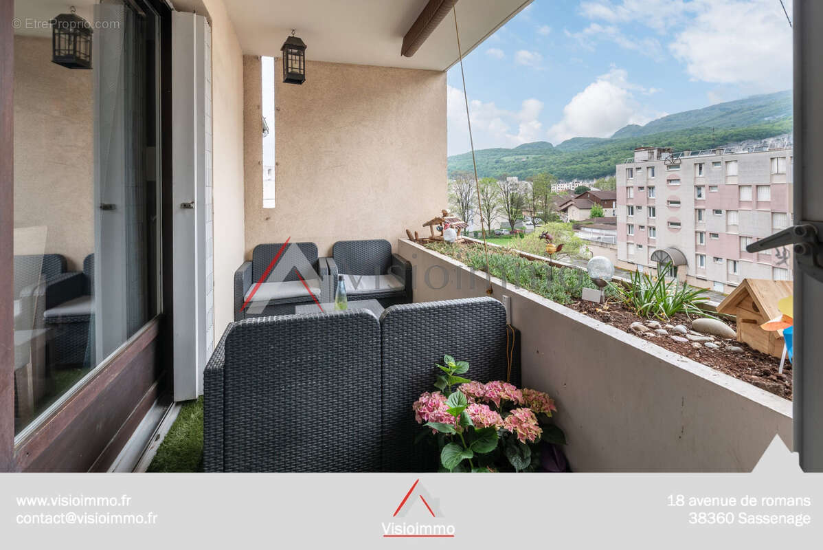 Appartement à FONTAINE