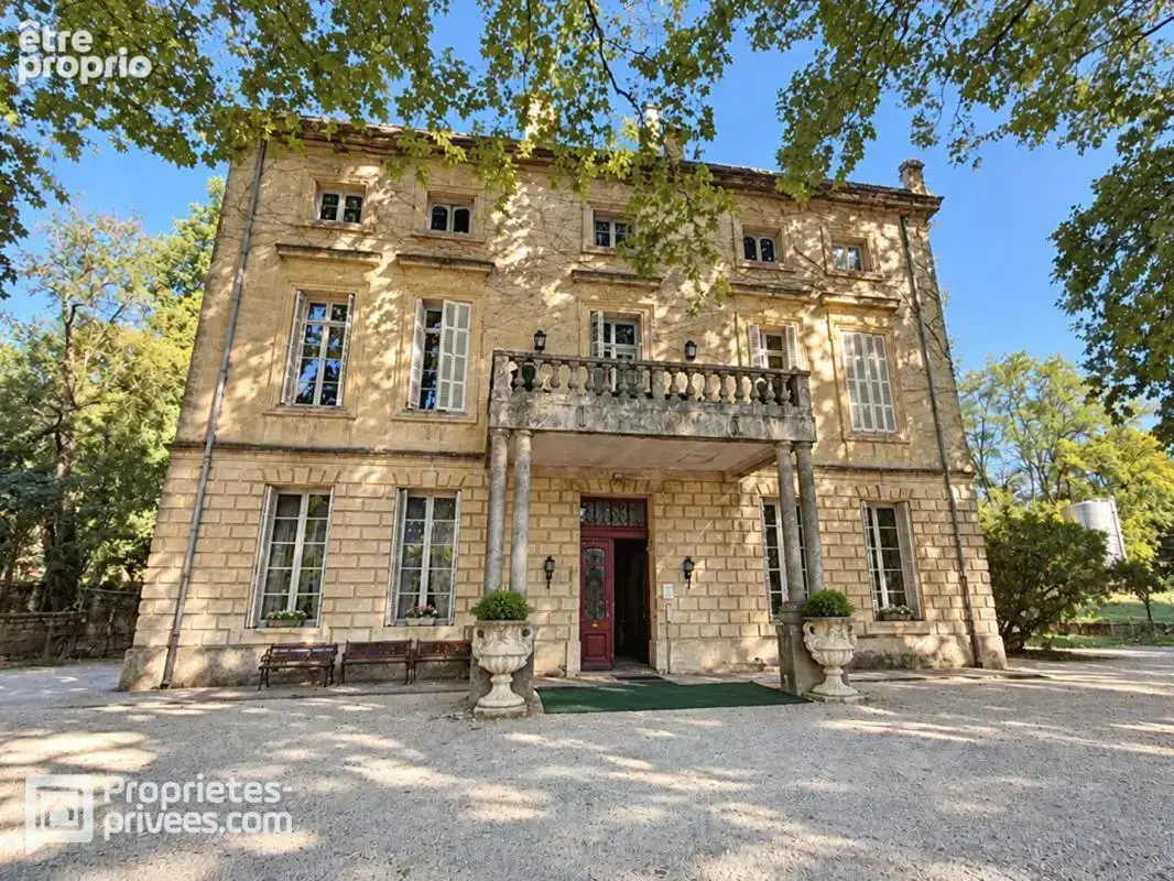 Propriété d'exception - Château du XVIIe siècle aux portes de la Drôme Provençale - photo 2