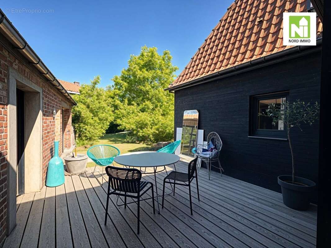 Semi plain pied - 180 m² - T5 - photo 17