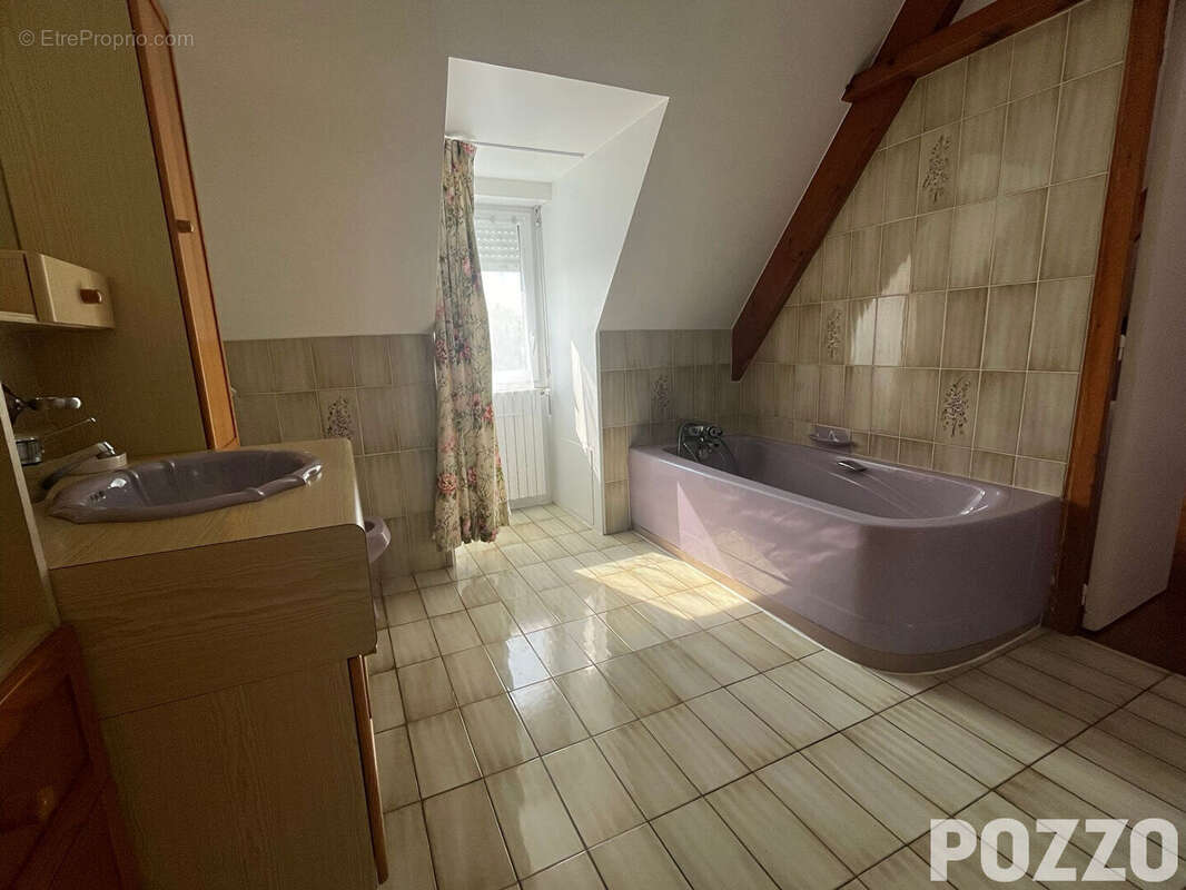 A vendre maison à GATTEVILLE PHARE (50760) - photo 10