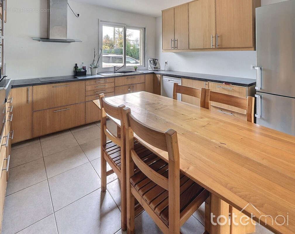 Maison à SAINT-REMY-LES-CHEVREUSE