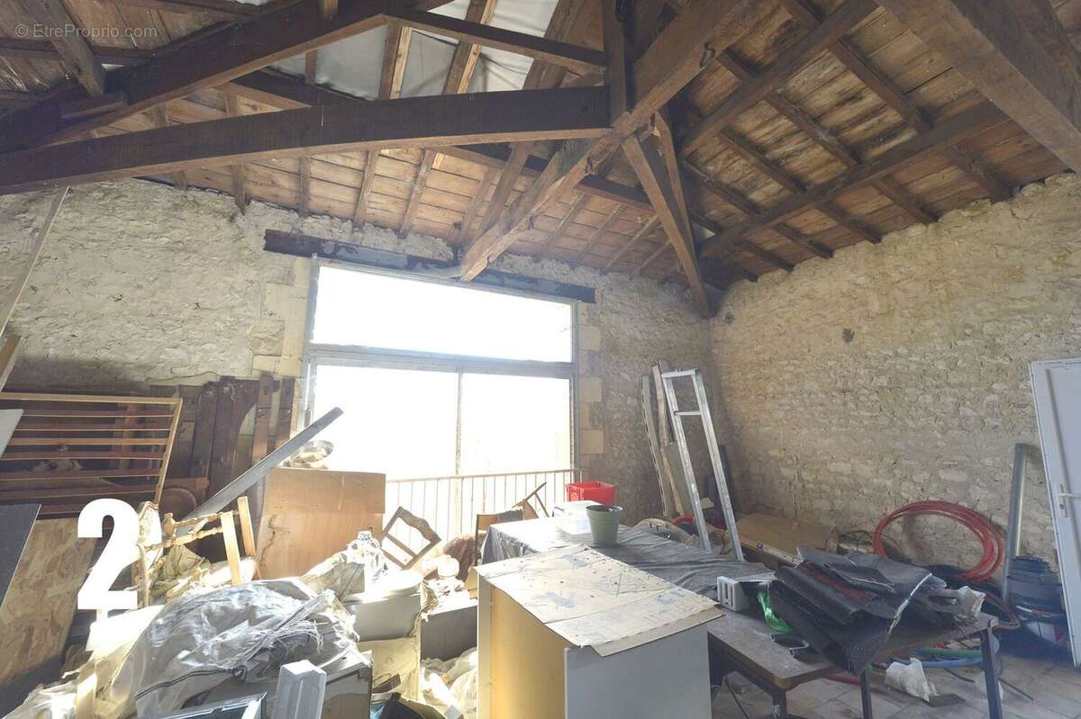 Maison 120 m² à Semussac  - photo 5