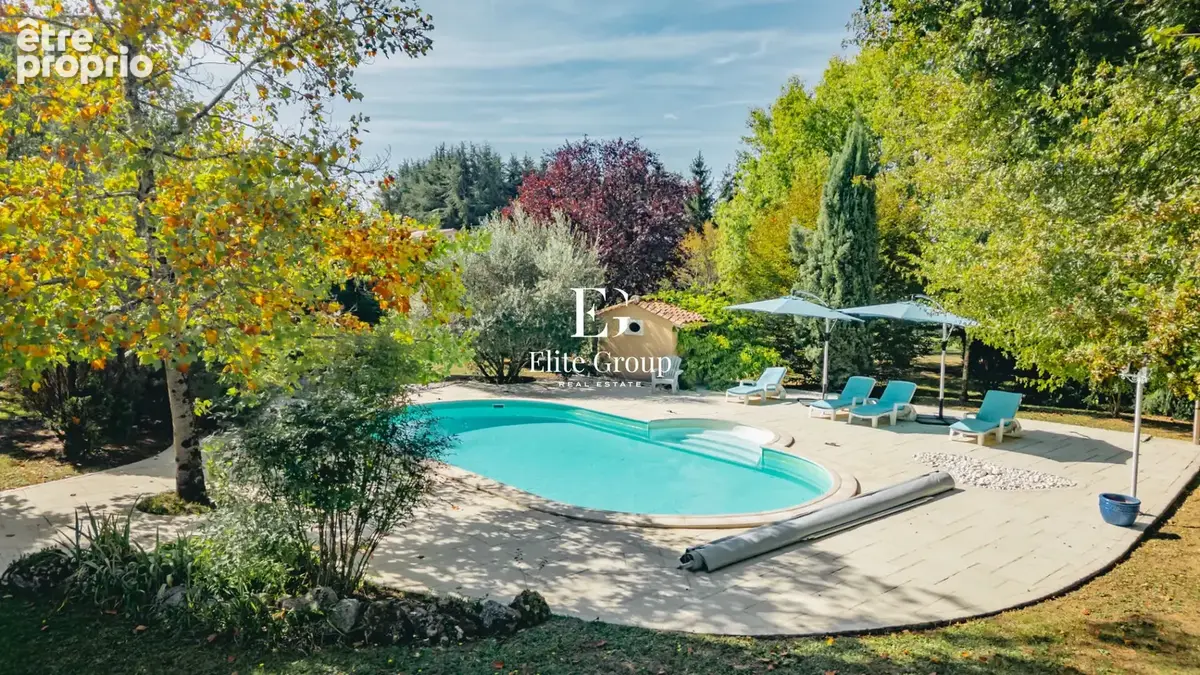 Maison de plain-pied sur parc arboré de près de 5000 m² proche d'angouleme - photo 17