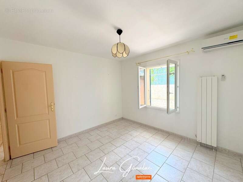 Maison à SAINT-PAUL-TROIS-CHATEAUX