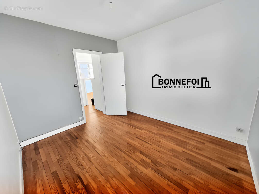 Appartement à CHAMPIGNY-SUR-MARNE