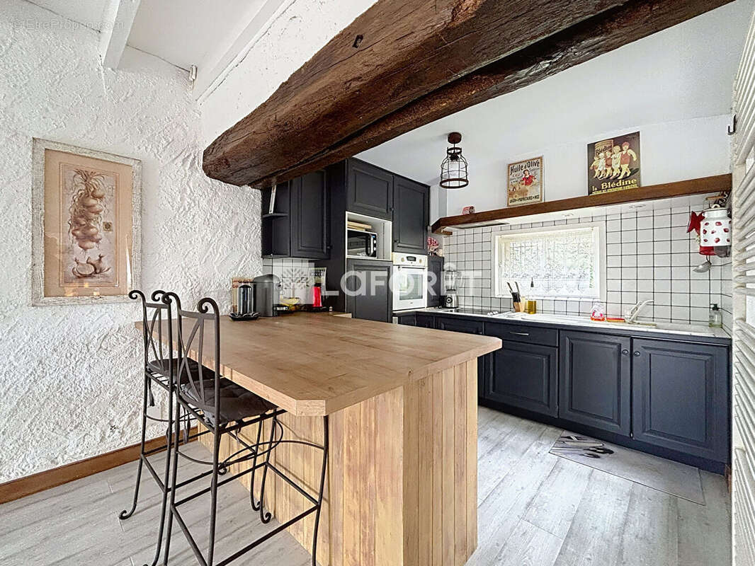 Maison à CHATILLON-SUR-CHALARONNE